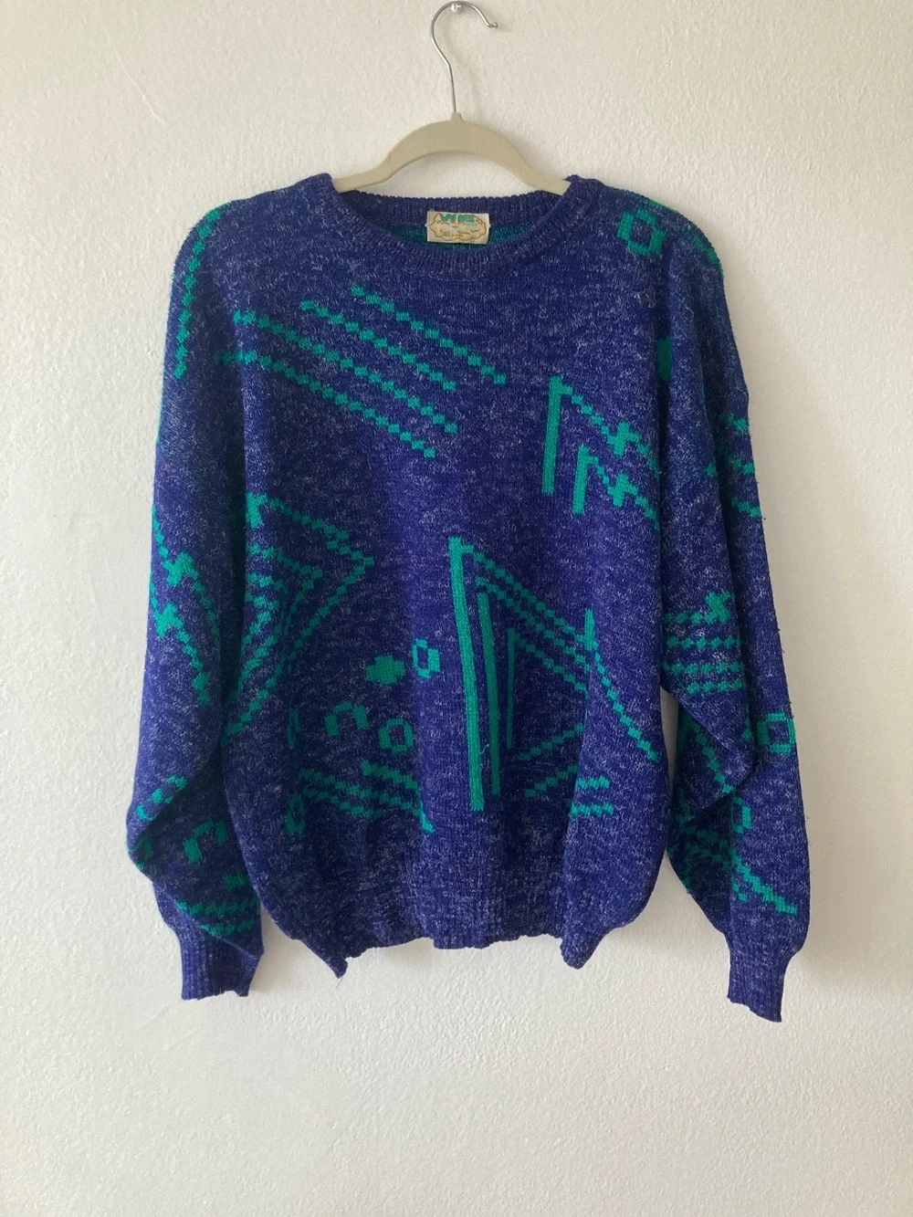 Vintage-Inspired Blue & Green Geometric Crewneck Sweater